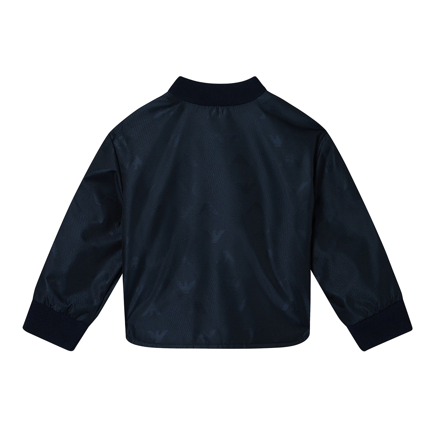 EB001157AF20711_UB118